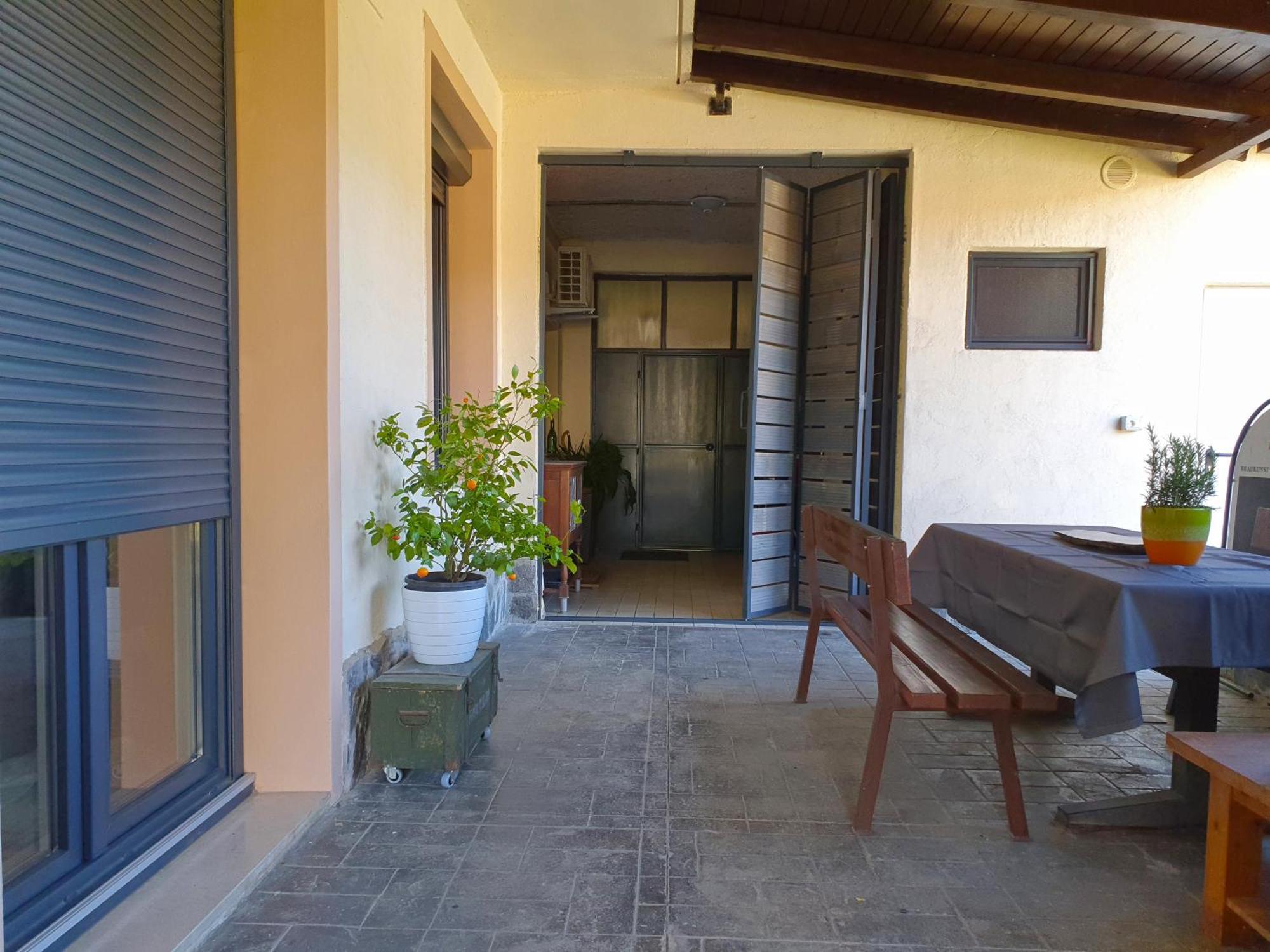 With Terrace Nona Pavla Apartment